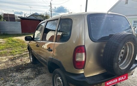 Chevrolet Niva I рестайлинг, 2004 год, 200 000 рублей, 5 фотография