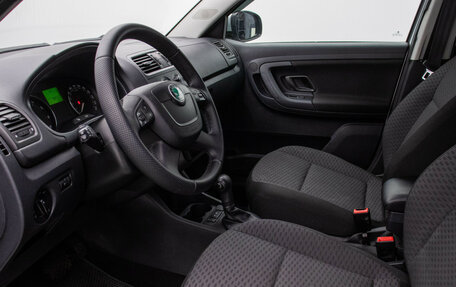 Skoda Fabia II, 2011 год, 780 000 рублей, 10 фотография