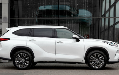 Toyota Highlander, 2026 год, 5 560 000 рублей, 3 фотография