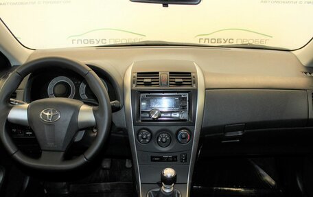 Toyota Corolla, 2011 год, 1 050 000 рублей, 4 фотография