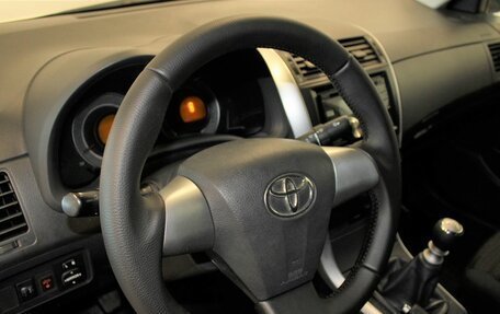 Toyota Corolla, 2011 год, 1 050 000 рублей, 16 фотография