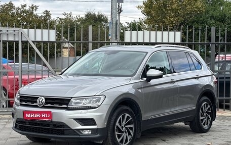 Volkswagen Tiguan II, 2018 год, 2 349 000 рублей, 1 фотография