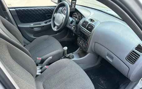 Hyundai Accent II, 2005 год, 277 000 рублей, 18 фотография