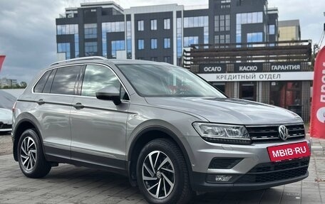 Volkswagen Tiguan II, 2018 год, 2 349 000 рублей, 3 фотография