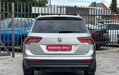 Volkswagen Tiguan II, 2018 год, 2 349 000 рублей, 5 фотография