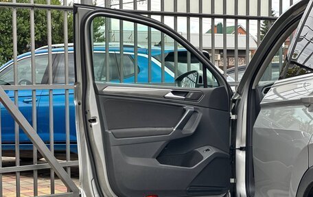 Volkswagen Tiguan II, 2018 год, 2 349 000 рублей, 12 фотография