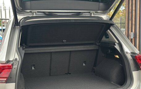 Volkswagen Tiguan II, 2018 год, 2 349 000 рублей, 21 фотография
