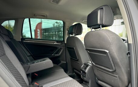 Volkswagen Tiguan II, 2018 год, 2 349 000 рублей, 27 фотография