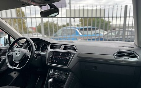 Volkswagen Tiguan II, 2018 год, 2 349 000 рублей, 29 фотография
