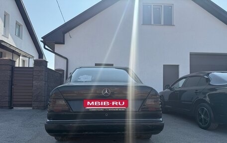 Mercedes-Benz W124, 1989 год, 128 000 рублей, 6 фотография