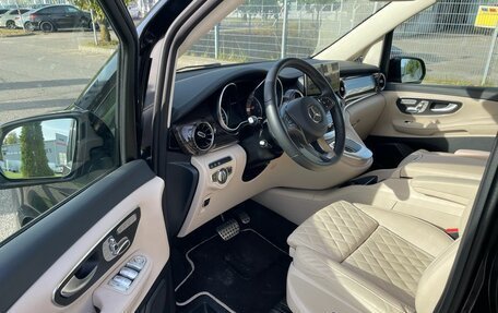 Mercedes-Benz V-Класс, 2023 год, 10 300 000 рублей, 17 фотография