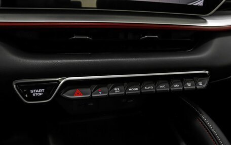 Geely Coolray I, 2024 год, 1 979 000 рублей, 18 фотография