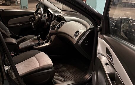 Chevrolet Cruze II, 2012 год, 535 000 рублей, 10 фотография