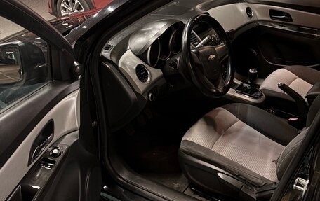 Chevrolet Cruze II, 2012 год, 535 000 рублей, 9 фотография