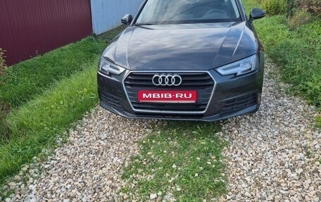 Audi A4, 2019 год, 2 000 000 рублей, 1 фотография