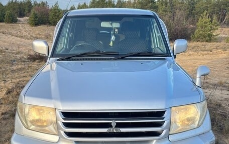 Mitsubishi Pajero iO, 2003 год, 380 000 рублей, 2 фотография