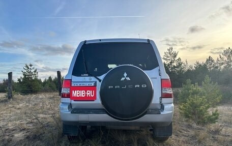 Mitsubishi Pajero iO, 2003 год, 380 000 рублей, 6 фотография