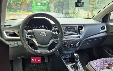 Hyundai Solaris II рестайлинг, 2021 год, 1 750 000 рублей, 3 фотография