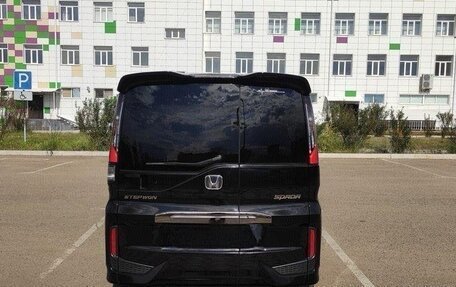 Honda Stepwgn IV, 2015 год, 1 380 000 рублей, 6 фотография