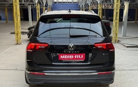 Volkswagen Tiguan II, 2023 год, 3 980 000 рублей, 15 фотография