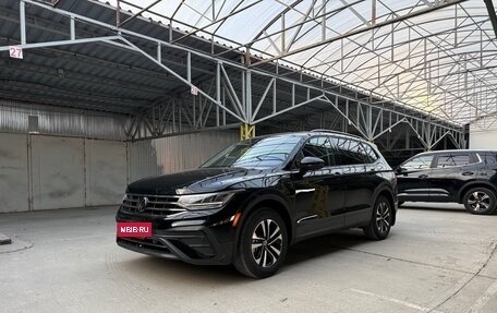 Volkswagen Tiguan II, 2023 год, 3 980 000 рублей, 4 фотография