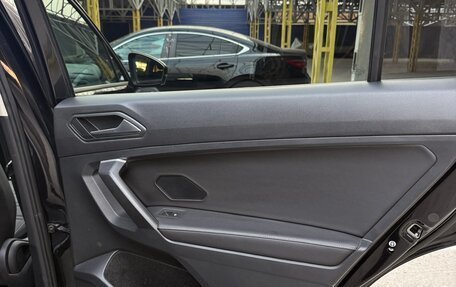 Volkswagen Tiguan II, 2023 год, 3 980 000 рублей, 25 фотография