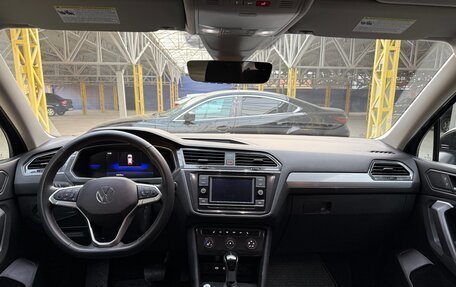 Volkswagen Tiguan II, 2023 год, 3 980 000 рублей, 28 фотография