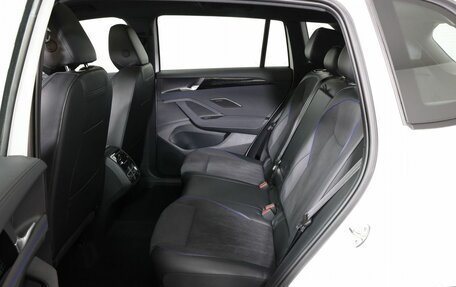 Volkswagen Tiguan, 2026 год, 5 300 000 рублей, 12 фотография