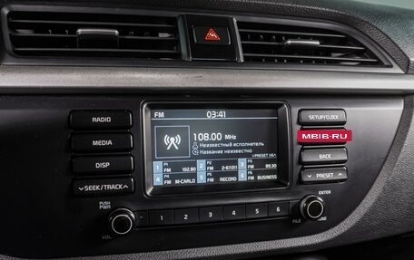 KIA Rio IV, 2018 год, 1 060 000 рублей, 13 фотография