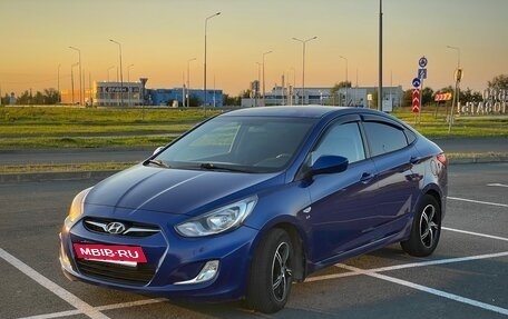 Hyundai Solaris II рестайлинг, 2012 год, 700 000 рублей, 2 фотография