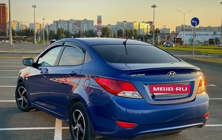Hyundai Solaris II рестайлинг, 2012 год, 700 000 рублей, 4 фотография