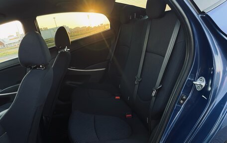 Hyundai Solaris II рестайлинг, 2012 год, 700 000 рублей, 12 фотография