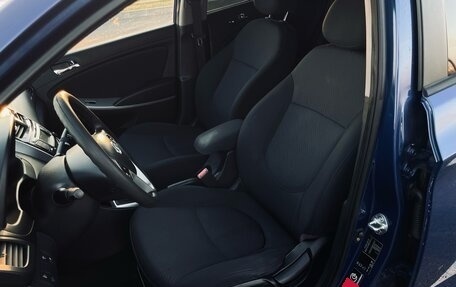 Hyundai Solaris II рестайлинг, 2012 год, 700 000 рублей, 10 фотография