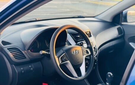 Hyundai Solaris II рестайлинг, 2012 год, 700 000 рублей, 8 фотография