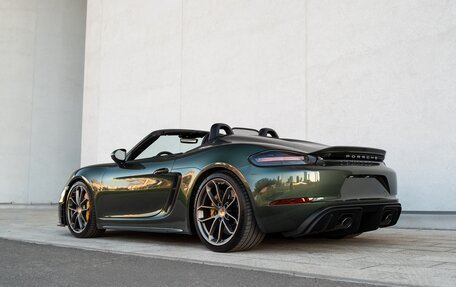 Porsche 718 Spyder, 2022 год, 17 900 000 рублей, 2 фотография