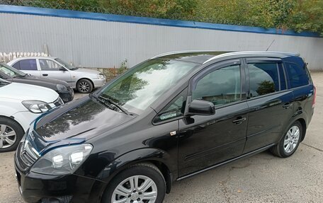 Opel Zafira B, 2012 год, 1 000 150 рублей, 1 фотография