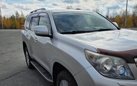 Toyota Land Cruiser Prado 150 рестайлинг 2, 2011 год, 2 840 000 рублей, 3 фотография