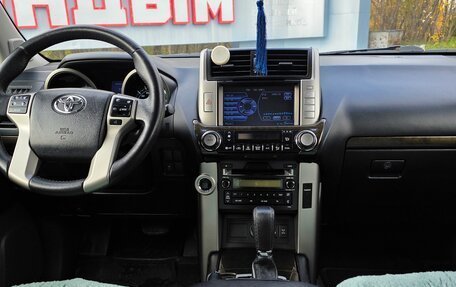 Toyota Land Cruiser Prado 150 рестайлинг 2, 2011 год, 2 840 000 рублей, 16 фотография