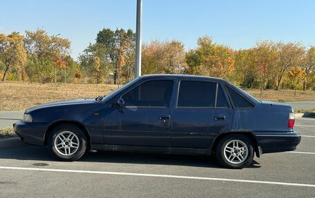 Daewoo Nexia I рестайлинг, 1997 год, 90 000 рублей, 3 фотография