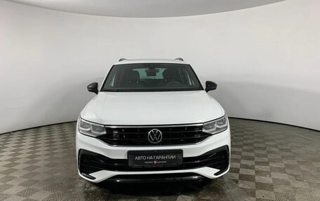 Volkswagen Tiguan II, 2021 год, 3 500 000 рублей, 2 фотография