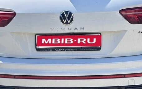 Volkswagen Tiguan II, 2021 год, 3 500 000 рублей, 21 фотография