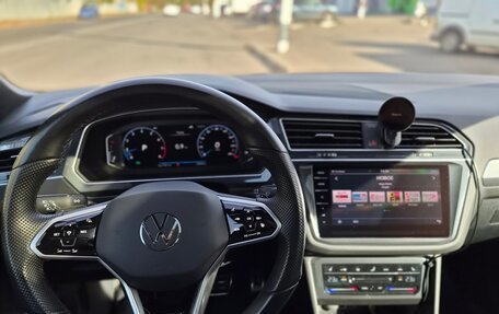 Volkswagen Tiguan II, 2019 год, 3 250 000 рублей, 16 фотография