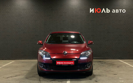 Renault Megane III, 2014 год, 940 000 рублей, 2 фотография