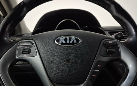 KIA Rio III рестайлинг, 2016 год, 695 000 рублей, 24 фотография