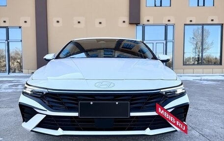 Hyundai Elantra, 2023 год, 1 720 000 рублей, 2 фотография