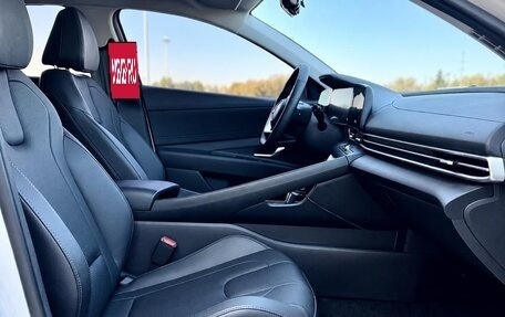 Hyundai Elantra, 2023 год, 1 720 000 рублей, 18 фотография