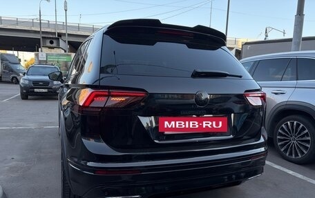 Volkswagen Tiguan II, 2018 год, 2 700 000 рублей, 4 фотография