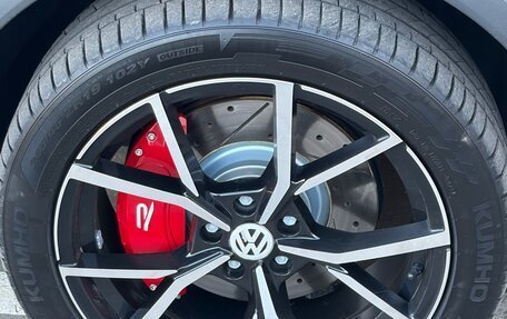 Volkswagen Tiguan II, 2018 год, 2 700 000 рублей, 14 фотография