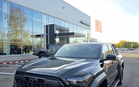Toyota Tacoma, 2024 год, 9 500 000 рублей, 10 фотография