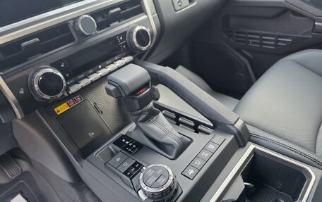 Toyota Tacoma, 2024 год, 9 500 000 рублей, 30 фотография